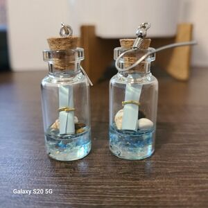 Handmade Message in a Bottle Earrings,‎ Seashell Earrings, Beach Theme NWOT